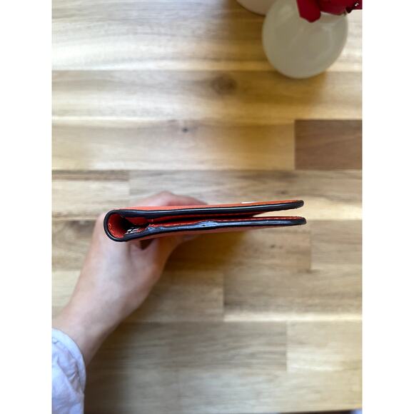 Henri Bendel Fold Snap Button Closure Retro Slim Card Bill Wallet Orange - Picture 10 of 12